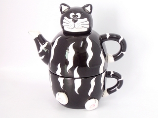 Ceramic Black Cat Tea for One Set