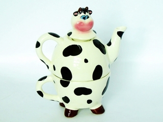 Ceramic Cow Tea for one Set
