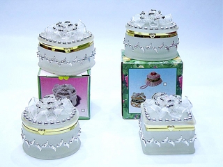 Glass Trinket Box With Bead(set of 4)