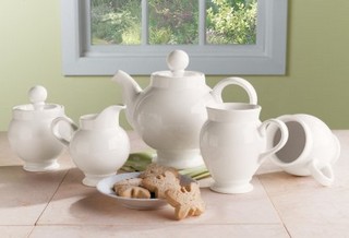 Porcelain 7-pc Pinnacle Tea Set